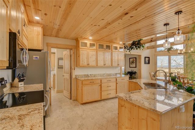 702 Bellows Road, Hartsel, CO 80449