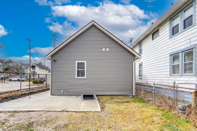 3135 W 46th Street, Cleveland, OH 44102