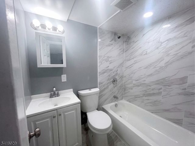 41 Montrose Terrace, Irvington Twp., NJ 07111