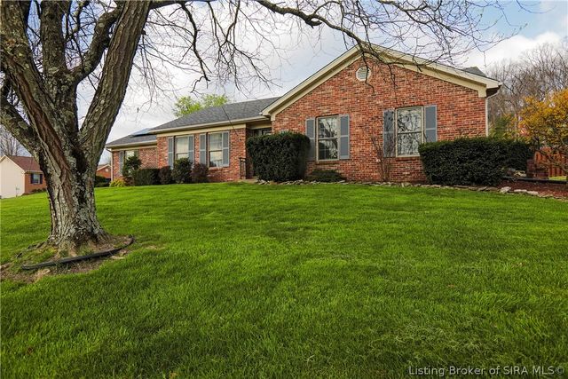 1329 Valley View Road, New Albany, IN 47150