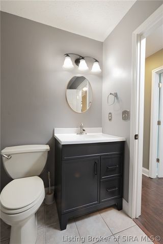 1329 Valley View Road, New Albany, IN 47150