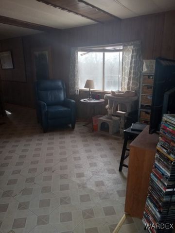 3841 N Verde Road, Golden Valley, AZ 86413