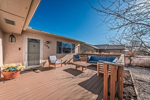 720 S Fleming Dr, Pueblo West, CO 81007