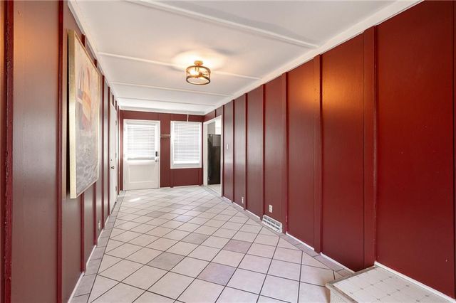 9212 W 99th Terrace, Overland Park, KS 66212