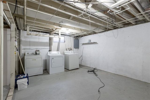 9212 W 99th Terrace, Overland Park, KS 66212