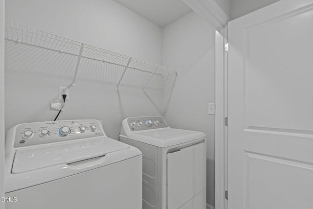 504 Light Oak Way, Apex, NC 27539