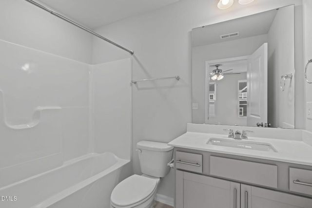 504 Light Oak Way, Apex, NC 27539