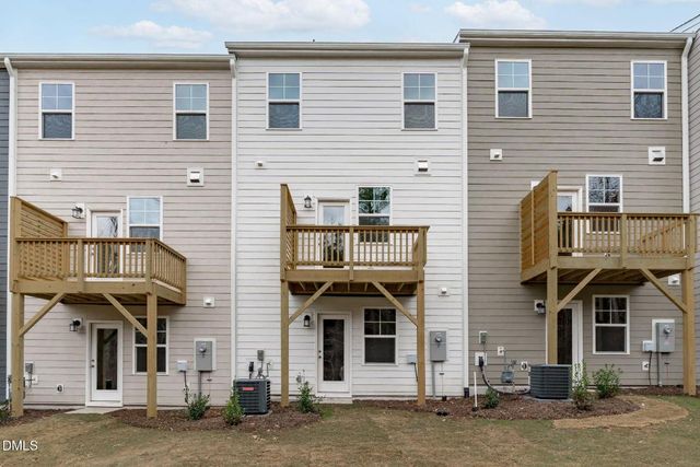 504 Light Oak Way, Apex, NC 27539