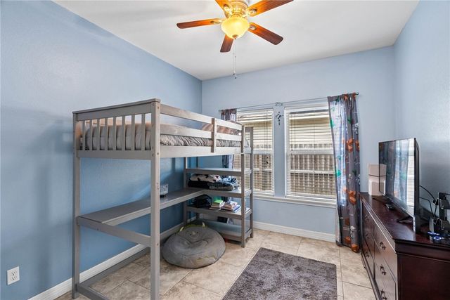 1113 Pinehollow Lane, Corpus Christi, TX 78418