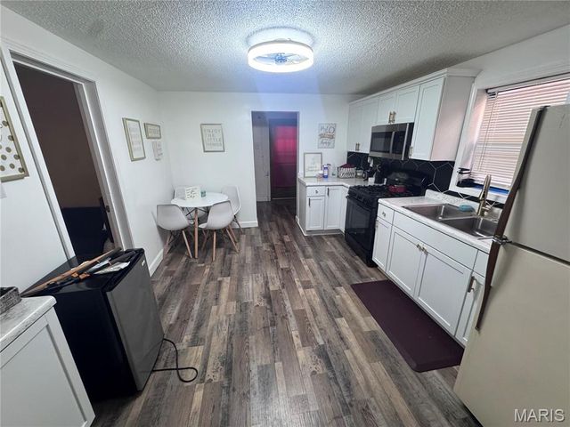 5045 S 37th Street, St Louis, MO 63116