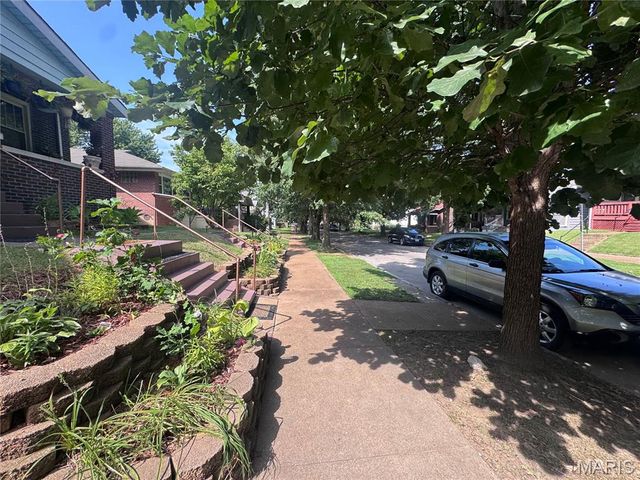 5045 S 37th Street, St Louis, MO 63116