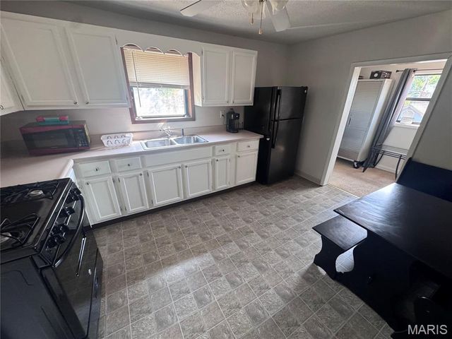5045 S 37th Street, St Louis, MO 63116