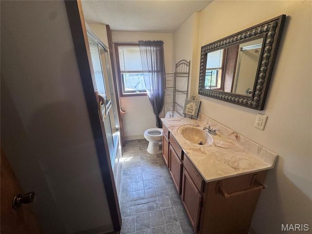 5045 S 37th Street, St Louis, MO 63116