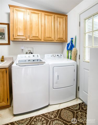 4214 Wishkah Road, Aberdeen, WA 98520