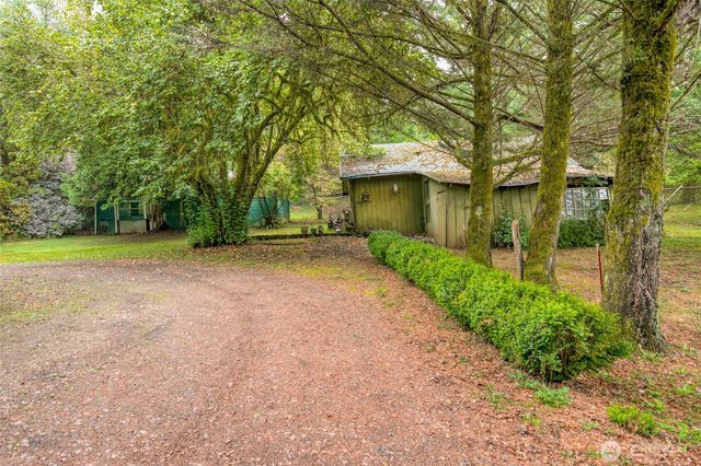 4214 Wishkah Road, Aberdeen, WA 98520