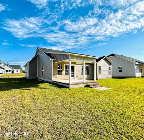 1230 Inner Banks Lane, Jacksonville, NC 28546