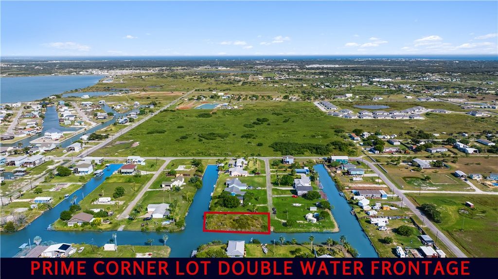300 E POMPANO, Rockport, TX 78382 — photo 2