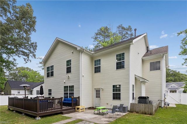 568 Waters RD, Chesapeake, VA 23322