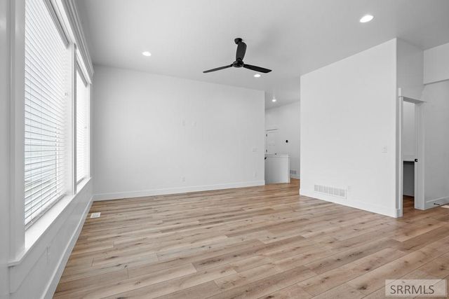 4195 Hemsworth Way, Idaho Falls, ID 83404