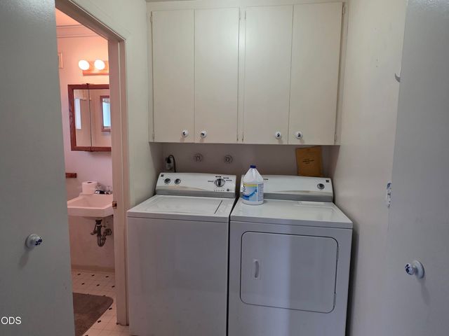 1716 SW K Street, Grants Pass, OR 97526