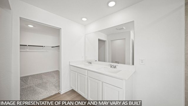 8918 Phoebe Bend Drive, Montgomery, TX 77316