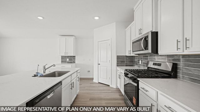 8918 Phoebe Bend Drive, Montgomery, TX 77316