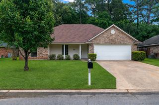 3816 Shadow Bend Drive, Haughton, LA 71037