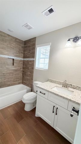 7034 Smilax Street B, Houston, TX 77088