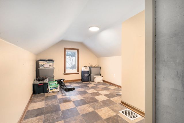 1254 Harvey Street, Muskegon, MI 49442