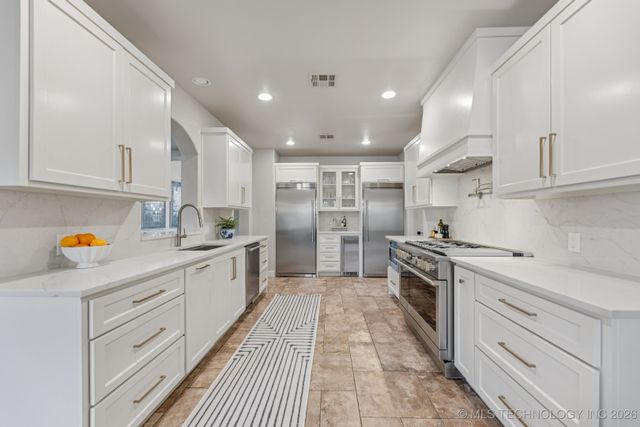 10628 S Mulberry Street, Jenks, OK 74037