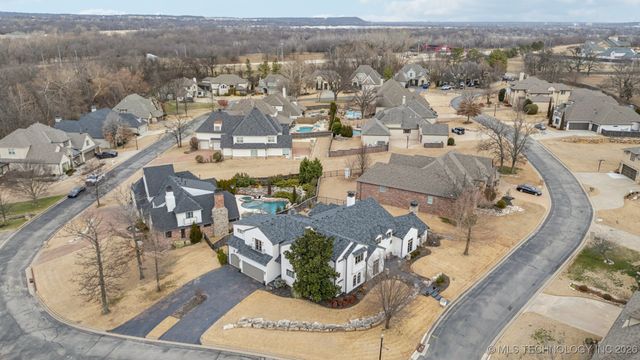 10628 S Mulberry Street, Jenks, OK 74037