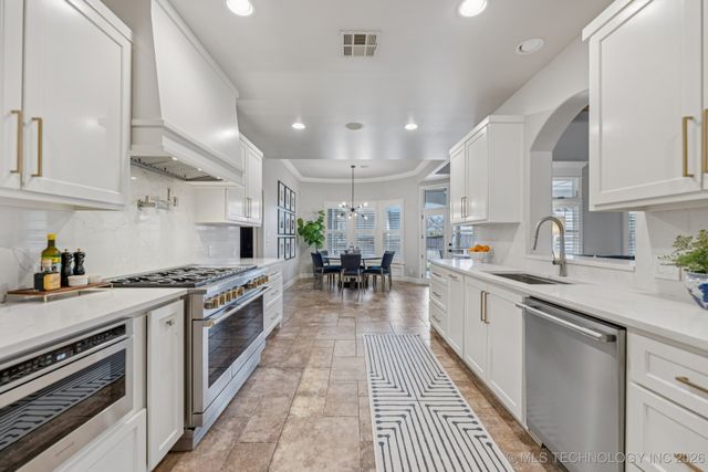 10628 S Mulberry Street, Jenks, OK 74037