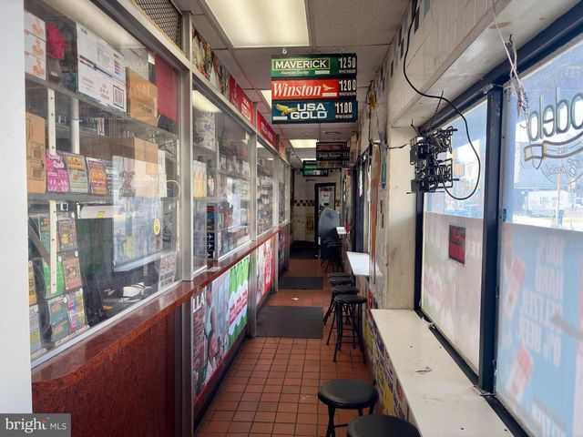 683 N 52ND ST, Philadelphia, PA 19131