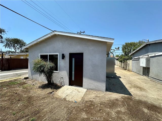 1936 W Valencia Drive A, Fullerton, CA 92833