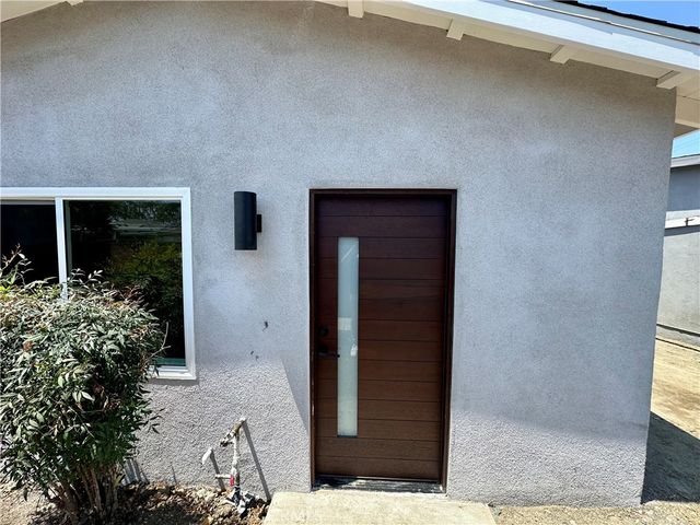 1936 W Valencia Drive A, Fullerton, CA 92833