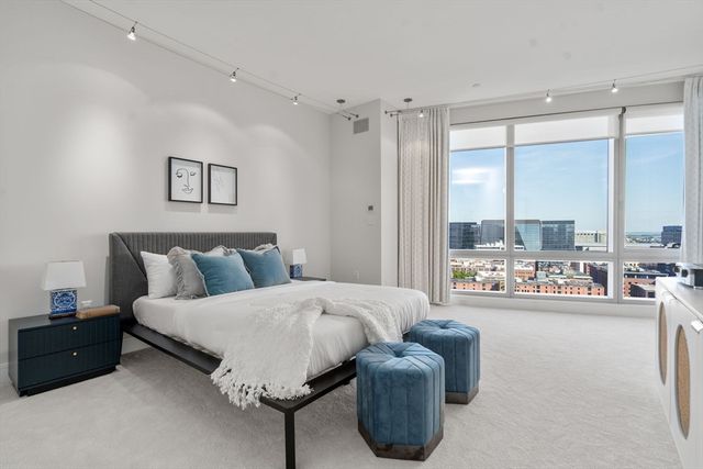 500 Atlantic Ave 18P, Boston, MA 02210