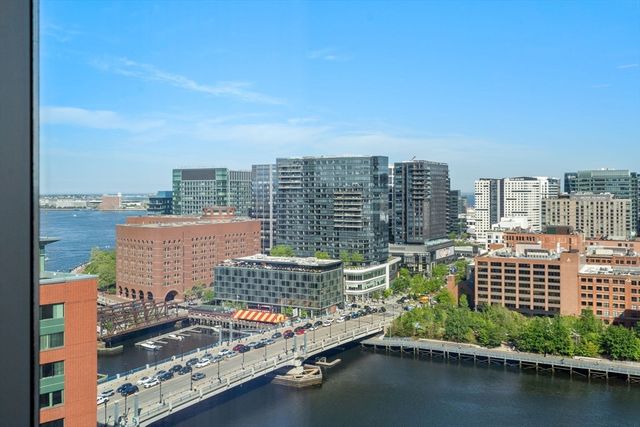 500 Atlantic Ave 18P, Boston, MA 02210