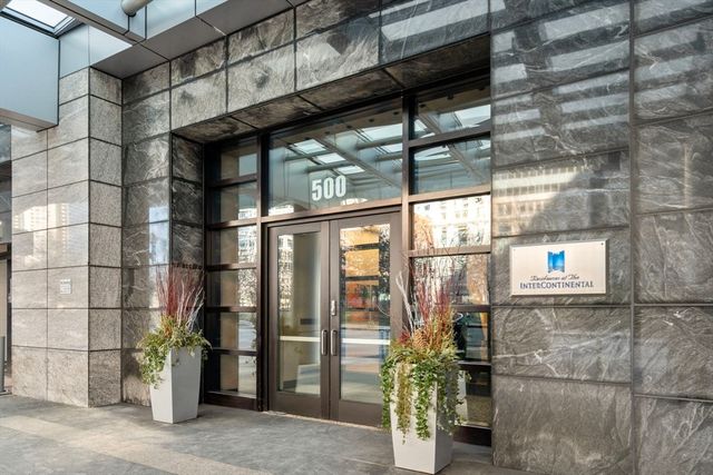 500 Atlantic Ave 18P, Boston, MA 02210