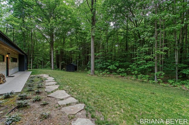 6550 Lake Effect Drive, Holland, MI 49423