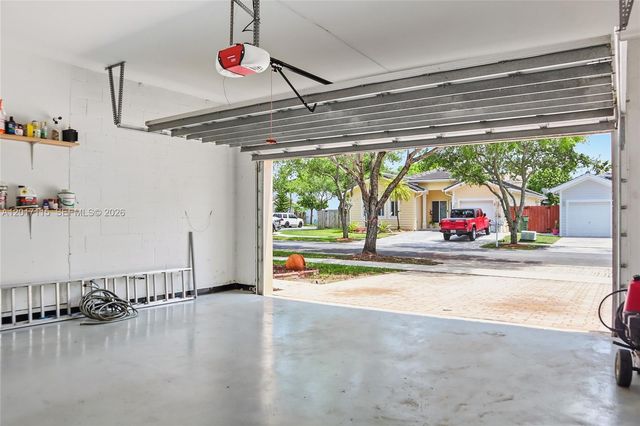3072 SE 5th Dr, Homestead, FL 33033