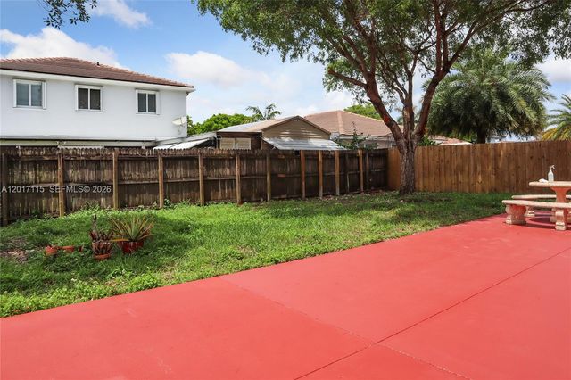 3072 SE 5th Dr, Homestead, FL 33033