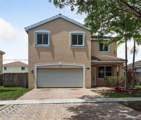 3072 SE 5th Dr, Homestead, FL 33033