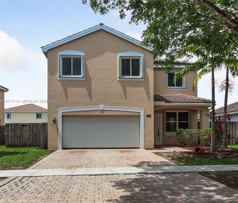 3072 SE 5th Dr, Homestead, FL 33033