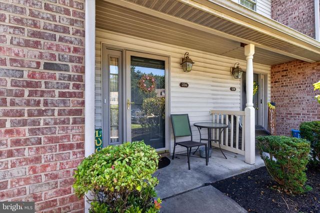 236 TIMBER VIEW DR, Harrisburg, PA 17110
