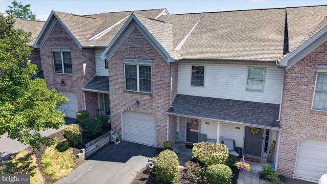 236 TIMBER VIEW DR, Harrisburg, PA 17110