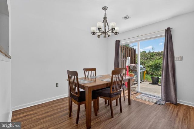 236 TIMBER VIEW DR, Harrisburg, PA 17110