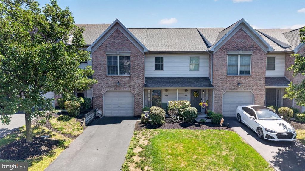 236 TIMBER VIEW DR, Harrisburg, PA 17110