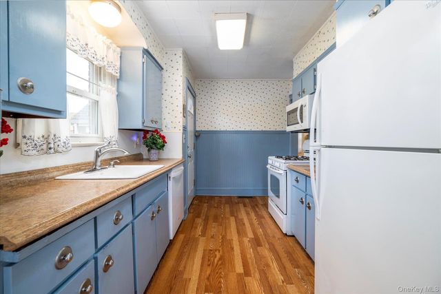 254 Merrifield Avenue, Oceanside, NY 11572
