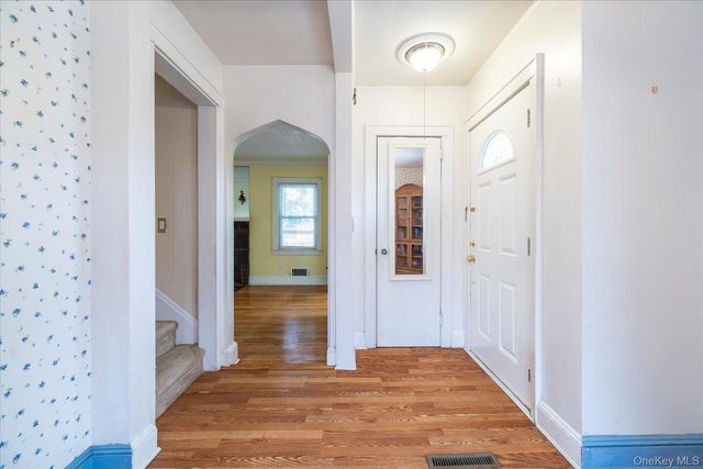 254 Merrifield Avenue, Oceanside, NY 11572