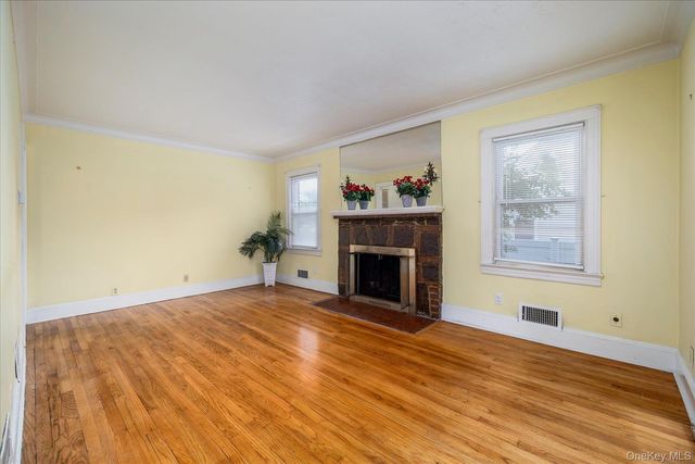 254 Merrifield Avenue, Oceanside, NY 11572